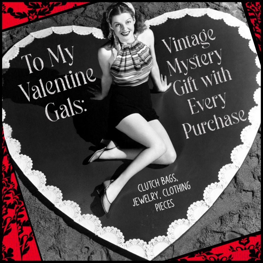 ♥️Free surprise vintage piece w/ every purchase♥️